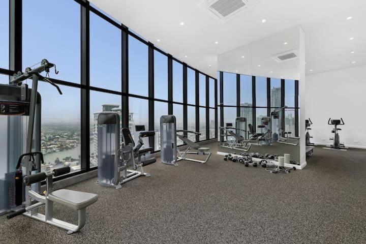 Sea View Beachfront Apartment In Surfers Gold Coast Exterior photo