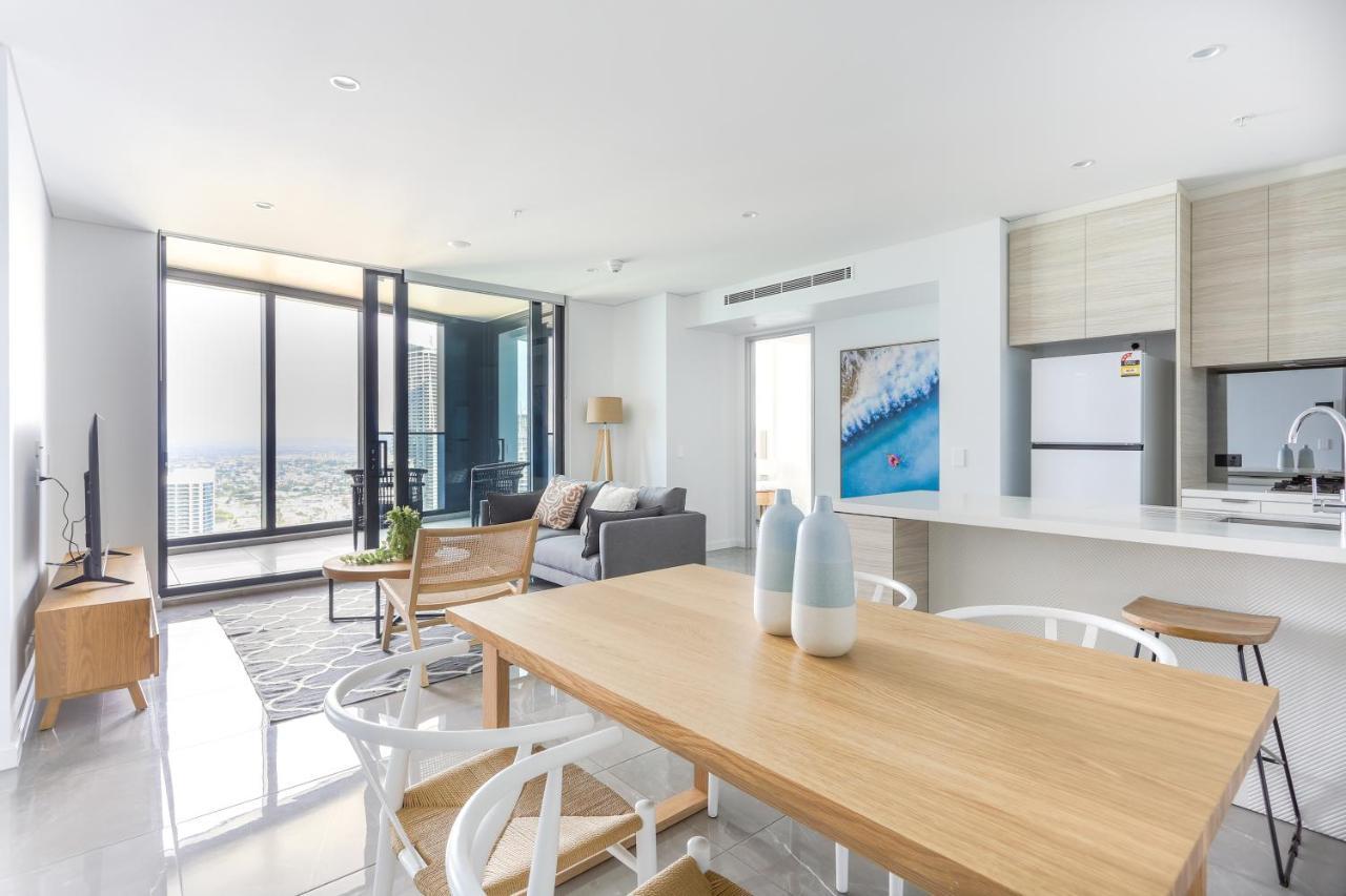 Sea View Beachfront Apartment In Surfers Gold Coast Exterior photo